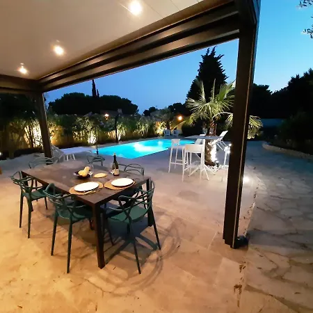 Rasoa Libellule Bed & Breakfast *
