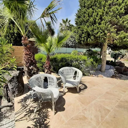 Rasoa Libellule Bed & Breakfast Agde